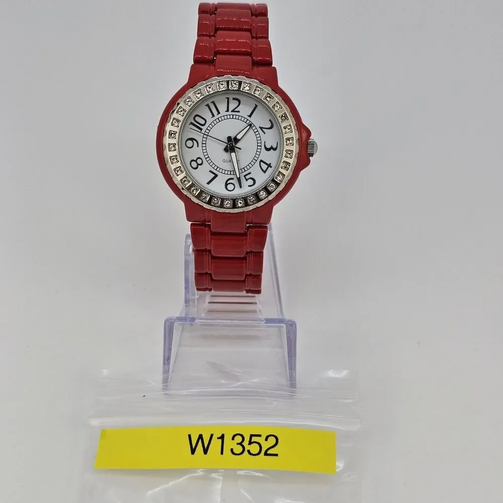 40MM Women's Watch White Dial Gemmed Bezel Red Metal Bands 7.5